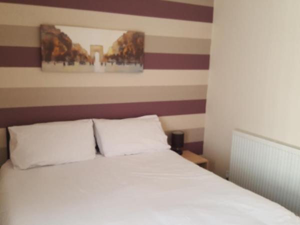 Langroyd Hotel : photo 5 de la chambre chambre lit king-size ou lits jumeaux
