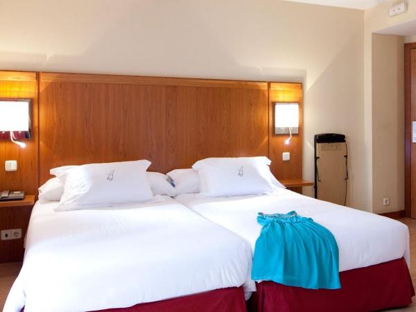 Ateneo Puerta del Sol : photo 3 de la chambre chambre double ou lits jumeaux