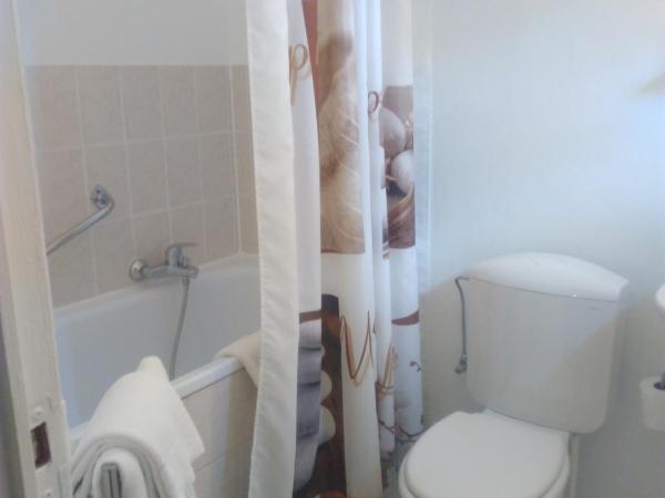 Eurotel : photo 5 de la chambre chambre lits jumeaux avec baignoire