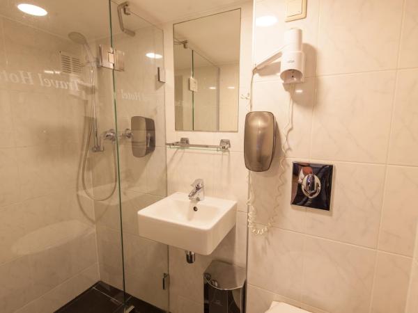 Travel Hotel Amsterdam : photo 1 de la chambre chambre triple