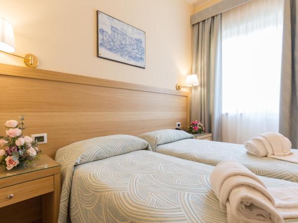 Hotel Villa Esperia : photo 3 de la chambre chambre double ou lits jumeaux classique