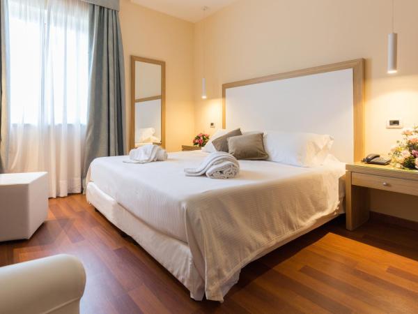 Hotel Villa Esperia : photo 3 de la chambre chambre double supérieure