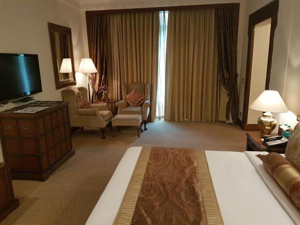 The Palms Town & Country Club - Resort : photo 2 de la chambre suite exécutive