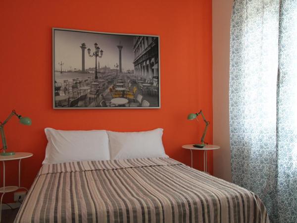 Soleluna Locazione Turistica : photo 3 de la chambre chambre double