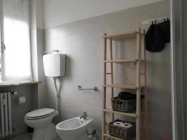 Soleluna Locazione Turistica : photo 5 de la chambre chambre double