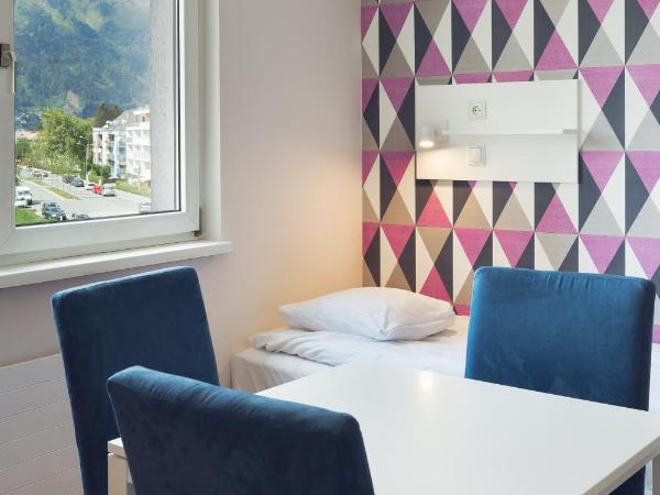 Hostel Marmota : photo 2 de la chambre chambre triple – vue sur montagne