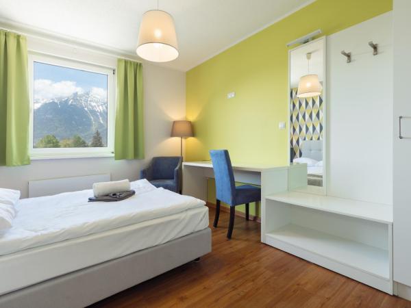 Hostel Marmota : photo 3 de la chambre chambre double - vue sur montagne