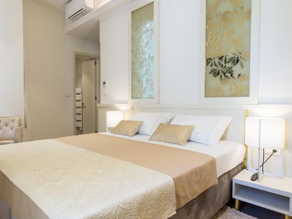Riva Palace : photo 2 de la chambre chambre double ou lits jumeaux supérieure avec vue sur ville