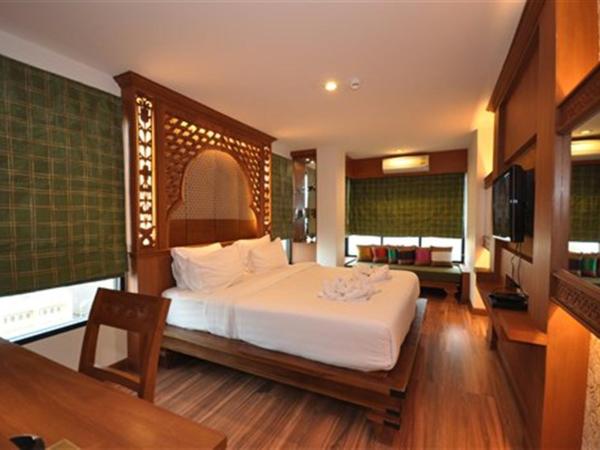 Chalelarn Hotel Hua Hin : photo 5 de la chambre chambre double deluxe - vue partielle sur mer