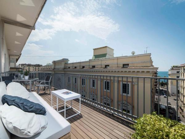 Hotel Montestella : photo 7 de la chambre chambre double avec terrasse