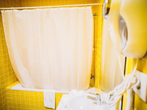 Puzzle Suites B&B : photo 6 de la chambre chambre double avec terrasse