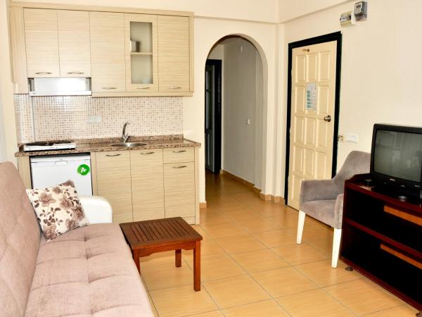 Magi Apart Hotel : photo 5 de la chambre chambre double ou lits jumeaux confort 