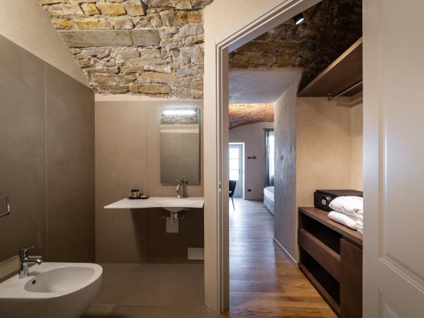 Relais San Vigilio al Castello : photo 3 de la chambre chambre double supérieure