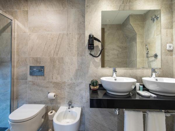 Suite Home Pinares : photo 4 de la chambre chambre double ou lits jumeaux supérieure avec terrasse