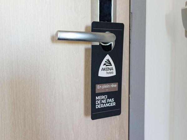 Hôtel AKENA Besançon : photo 6 de la chambre chambre double