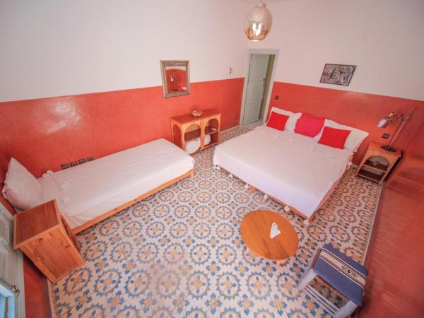 Maison d'hôtes Dar Farhana : photo 6 de la chambre chambre triple