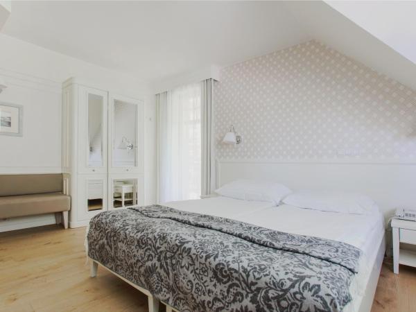 Hotel Villa Baltica : photo 6 de la chambre chambre deluxe double ou lits jumeaux