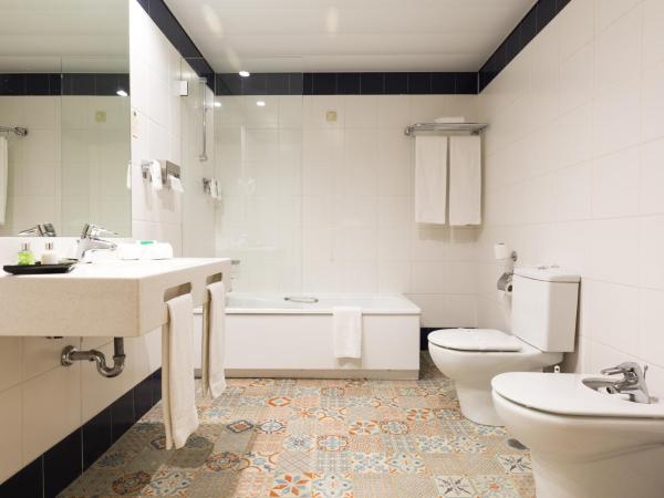 Legendary Porto Hotel : photo 6 de la chambre chambre double ou lits jumeaux