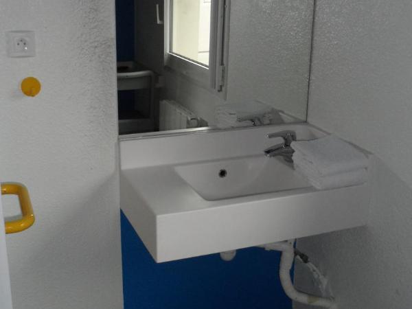 hotelF1 Blois : photo 4 de la chambre chambre lits jumeaux standard