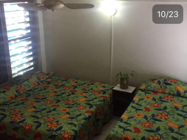 Hotel El Kiosco : photo 2 de la chambre studio familial