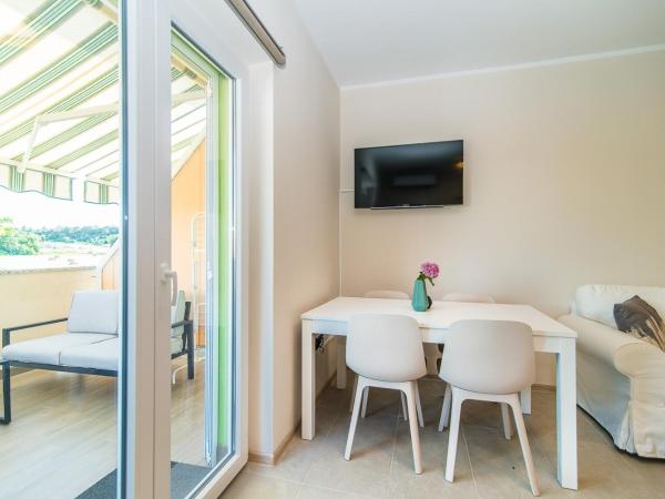 Vet-Centar : photo 9 de la chambre appartement avec balcon