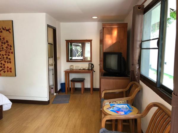 Paradise Resort Phi Phi-SHA Plus : photo 4 de la chambre bungalow standard avec lit double