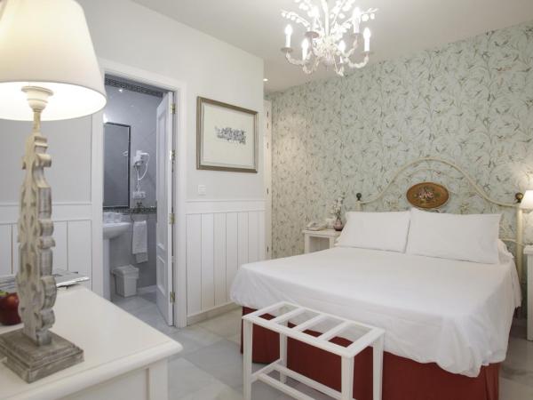 Basic Hotel Puerta de Sevilla : photo 5 de la chambre chambre double supérieure