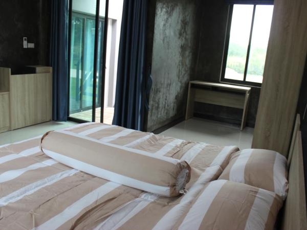 Baan Rabiengkao Hua Hin : photo 7 de la chambre chambre familiale - vue sur montagne