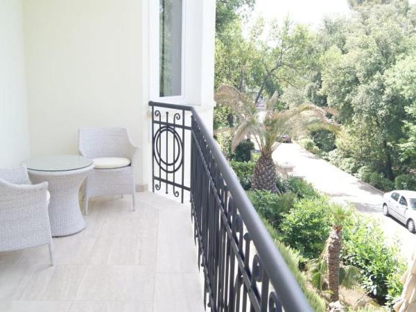 Villa Emilia : photo 2 de la chambre chambre double deluxe avec balcon