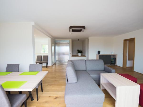 Hotel dasMEI : photo 4 de la chambre chambre familiale supérieure