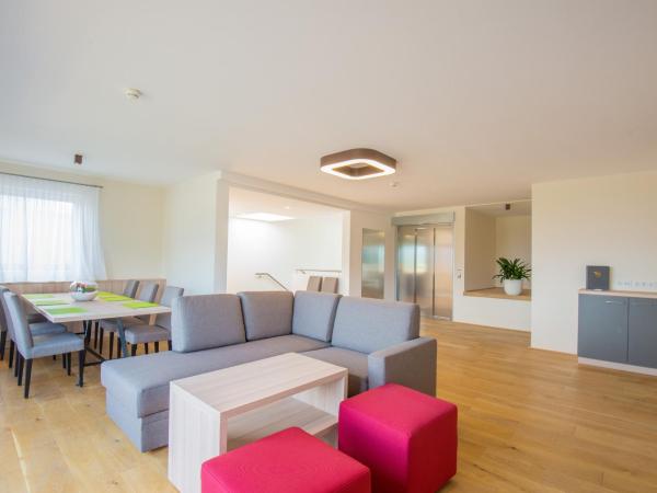 Hotel dasMEI : photo 9 de la chambre chambre familiale supérieure