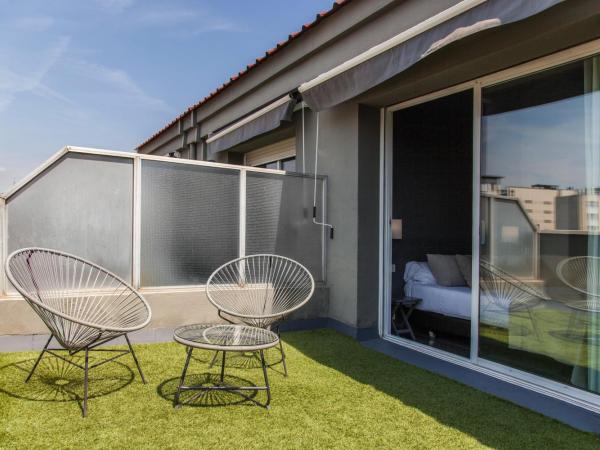 Sixties Ramblas : photo 2 de la chambre chambre double ou lits jumeaux supérieure avec terrasse