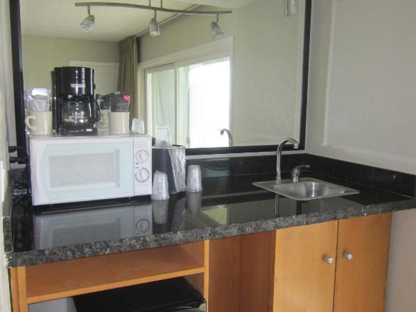 Surfer Beach Hotel : photo 5 de la chambre chambre double