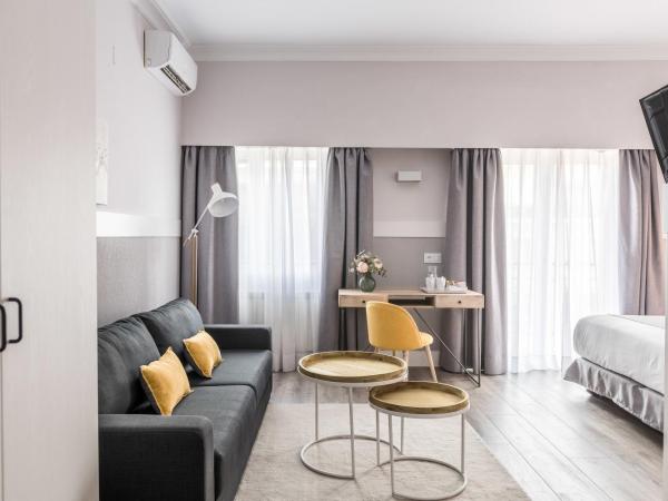 BYPILLOW Velázquez 45 : photo 4 de la chambre chambre double avec balcon