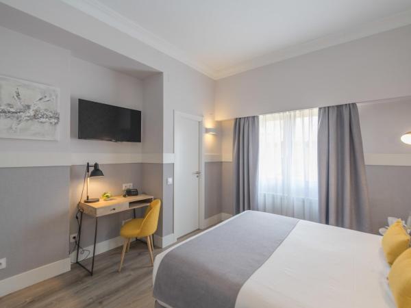 BYPILLOW Velázquez 45 : photo 3 de la chambre chambre double