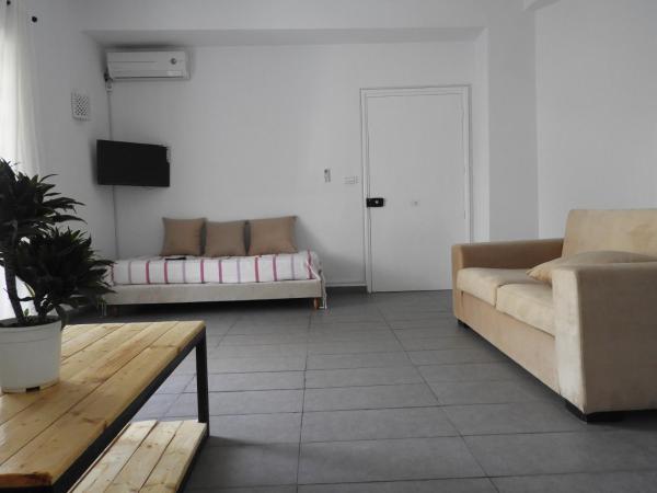 Appartement quartier Dar Sebastian, Hammamet : photo 3 de la chambre appartement avec balcon