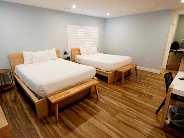 El Royale Gardens Near Universal Studios : photo 7 de la chambre chambre avec 2 grands lits queen-size