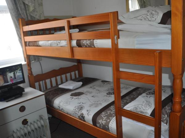 The New Guilderoy Hotel : photo 1 de la chambre grande chambre familiale (2 adultes + 3 enfants)