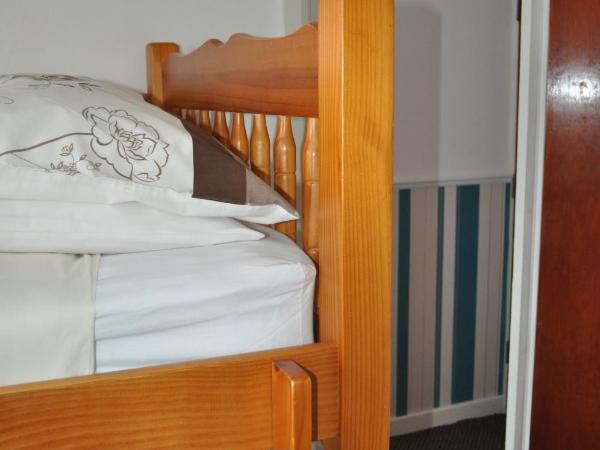 The New Guilderoy Hotel : photo 2 de la chambre grande chambre familiale (2 adultes + 3 enfants)