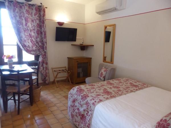 Charembeau : photo 3 de la chambre chambre double Économique