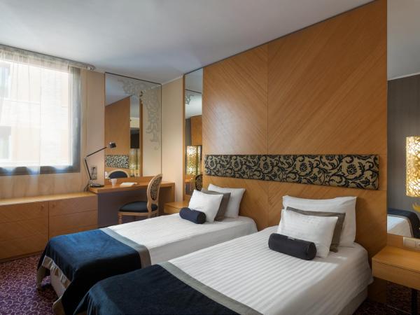 Marmara Hotel Budapest : photo 2 de la chambre chambre lits jumeaux standard