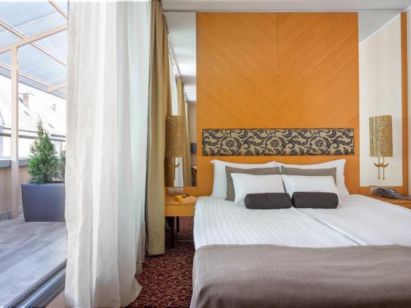 Marmara Hotel Budapest : photo 6 de la chambre suite junior avec balcon