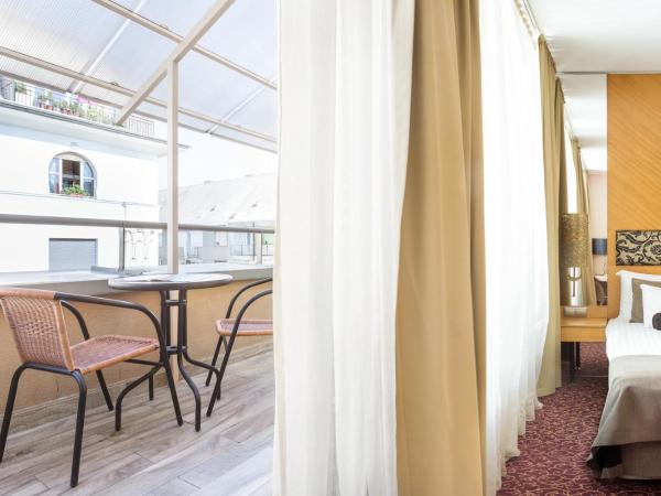 Marmara Hotel Budapest : photo 4 de la chambre suite junior avec balcon