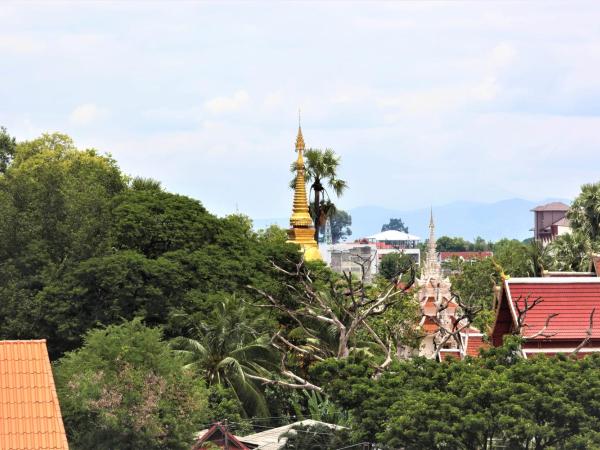 Singha Montra Lanna Boutique Style Hotel : photo 9 de la chambre suite signature singhamontra