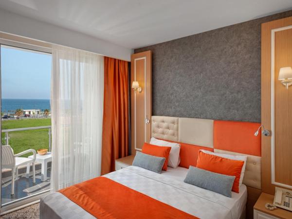 Golden Orange Hotel : photo 5 de la chambre chambre panoramique - vue sur mer