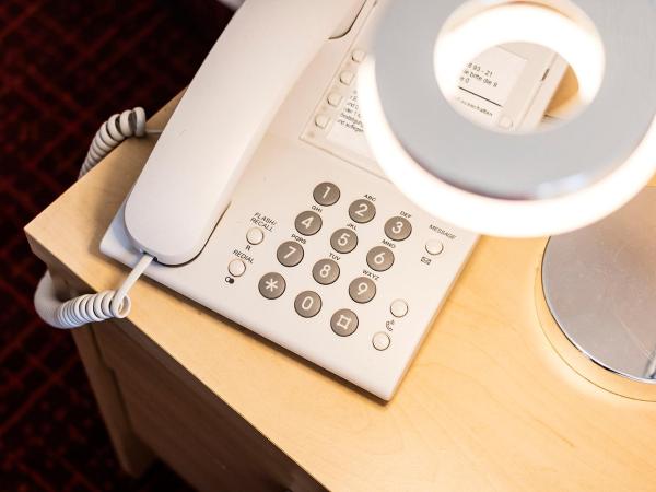 Hotel Elisabetha Garni : photo 1 de la chambre chambre simple avec douche privative et toilettes communes