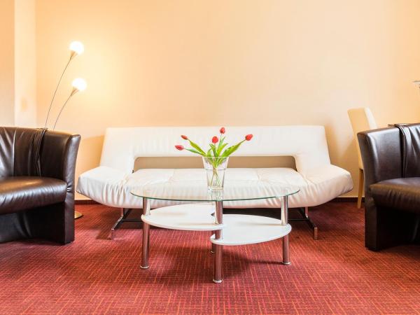 Hotel Elisabetha Garni : photo 4 de la chambre appartement 2 chambres (2 adultes + 2 enfants)