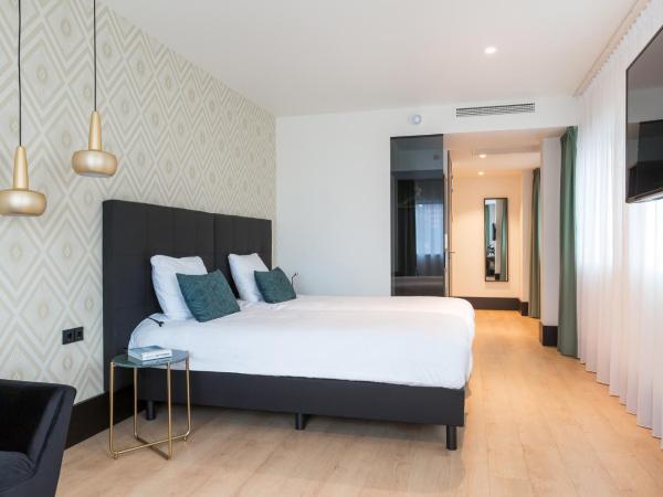 The James Rotterdam : photo 7 de la chambre chambre lits jumeaux confort plus