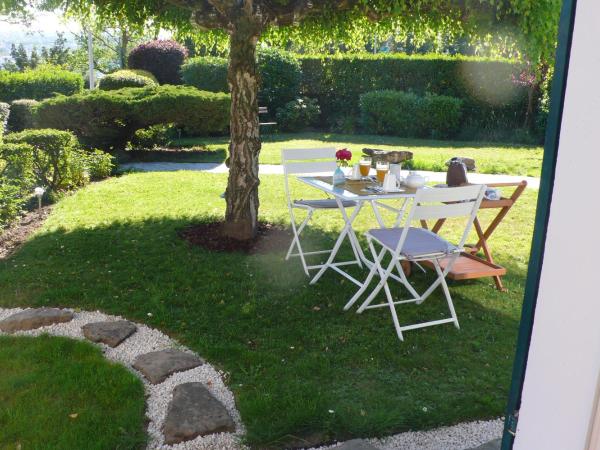 Les Paridés : photo 10 de la chambre chambre double avec sauna et accès au jardin