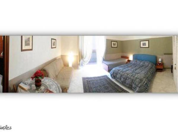 Dreaming of Naples : photo 1 de la chambre chambre quadruple avec balcon 